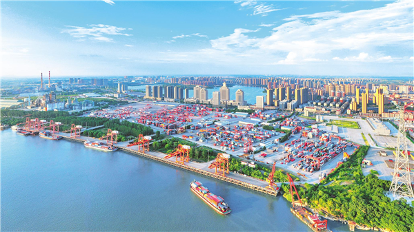 湖北九城進出口共享三大國際港_fororder_01