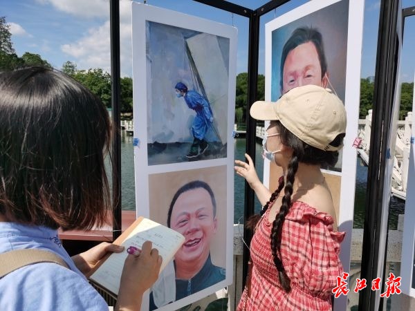 “你戴口罩的樣子真美”攝影展亮相東湖