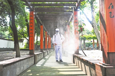 武漢高一高二學生返校