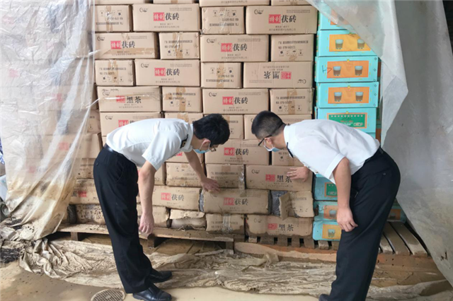 【B】洪水過後 恩施海關幫助受災茶企減損復産