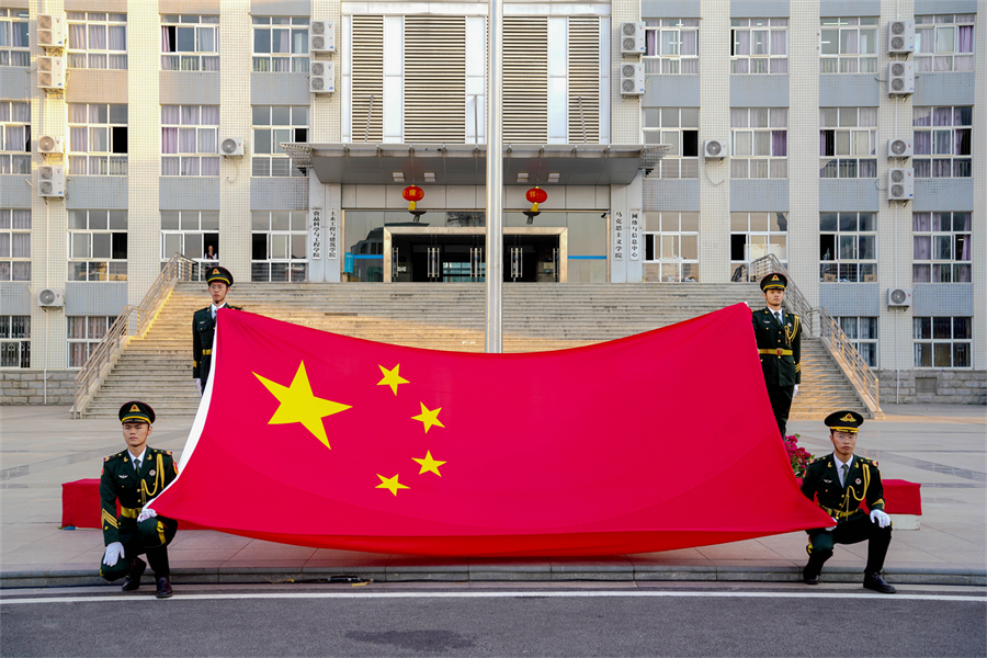 【附參考連結】跨越千里！武漢輕工大學收到來自天安門國旗護衛隊的祝福_fororder_圖片3