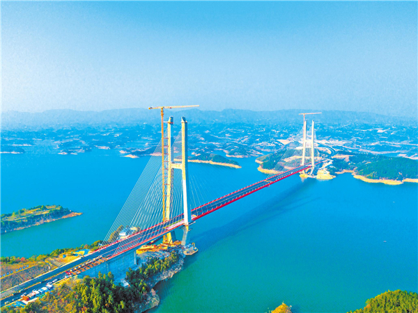湖北：高速公路投資奮力衝刺全年目標任務_fororder_01
