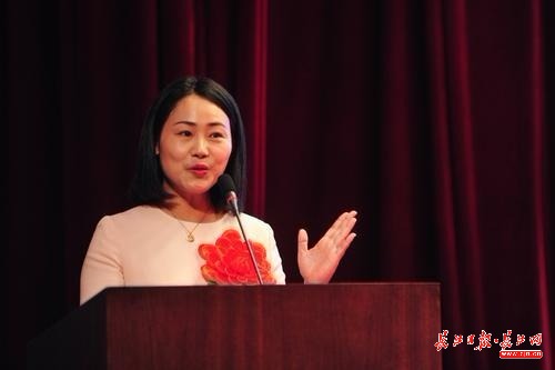 “最燃青年教師”講述“一塊金牌”背後的故事
