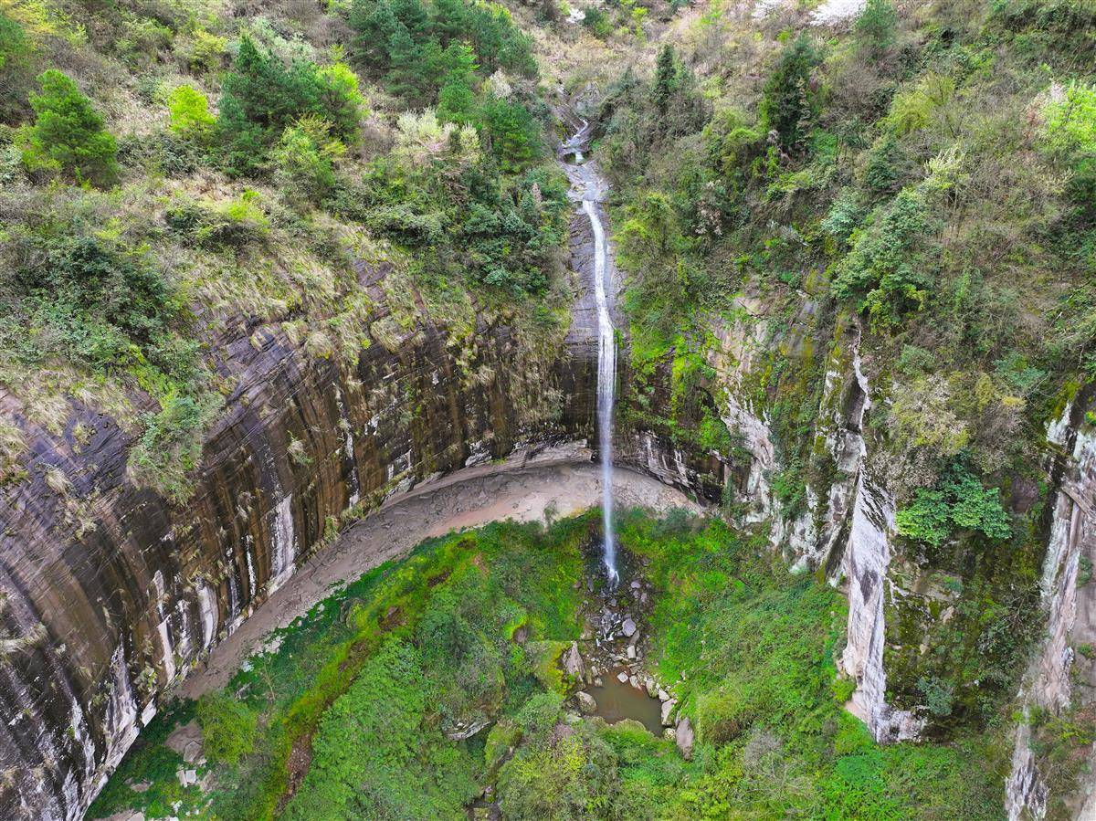 天坑、峽谷、古生物化石 湖北發現一批珍貴旅遊資源