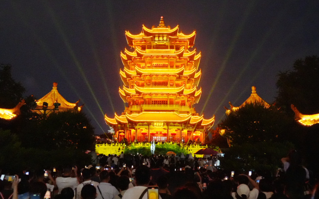 人行武漢，黃鶴樓總能收到你的目光