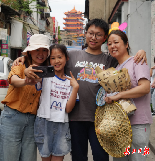 人行武漢，黃鶴樓總能收到你的目光