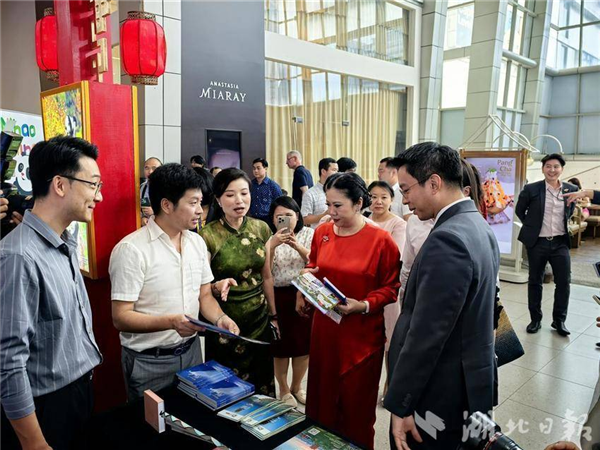 上半年泰國赴華遊客同比增長493.8% 曼谷成湖北第二海外客源城市_fororder_微信圖片_20240822094102