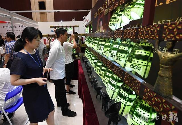 台灣周 兩岸“廚神”切磋刀工