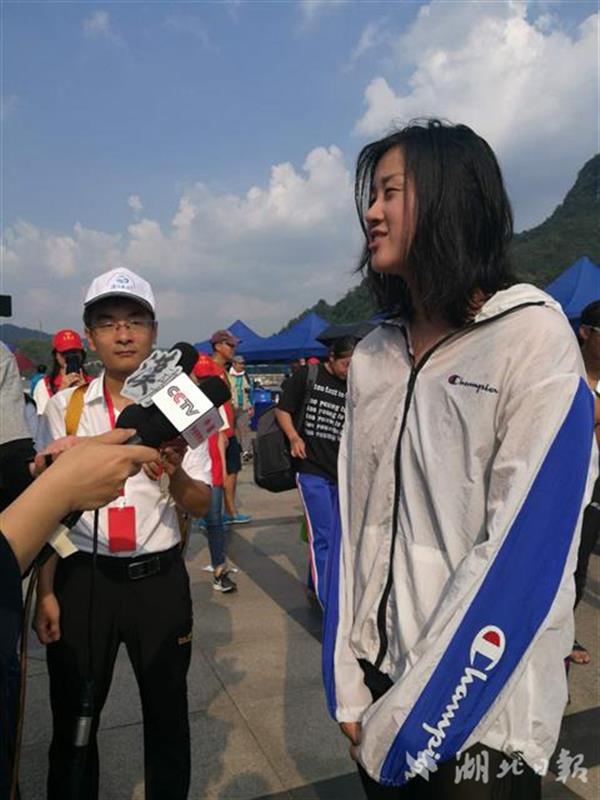 全國80余名健兒逐浪清江