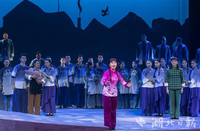 民族歌劇《恩人·媽》再現"湖北好人"李大秀