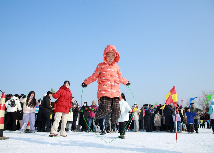 河北滄州：歡樂冰雪過大年