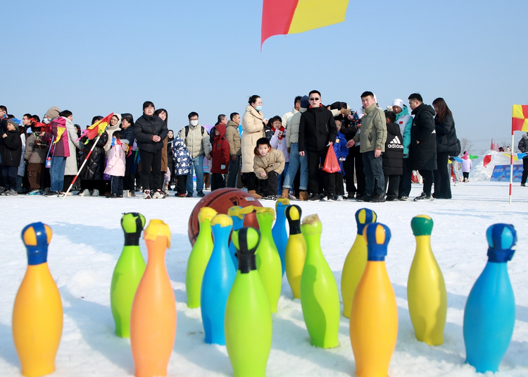 河北滄州：歡樂冰雪過大年