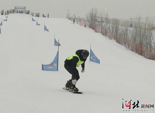 2019國際單板滑雪比賽在狼牙山滑雪場成功舉辦