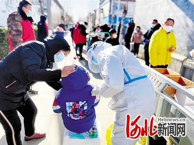 黨旗在抗疫一線飄揚 | 河北醫大一院黨員幹部帶頭衝在抗疫一線