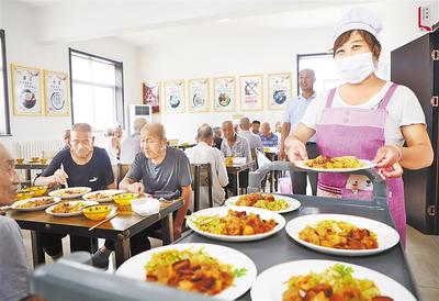 河北青縣：小小孝老食堂，餐餐暖心又暖胃