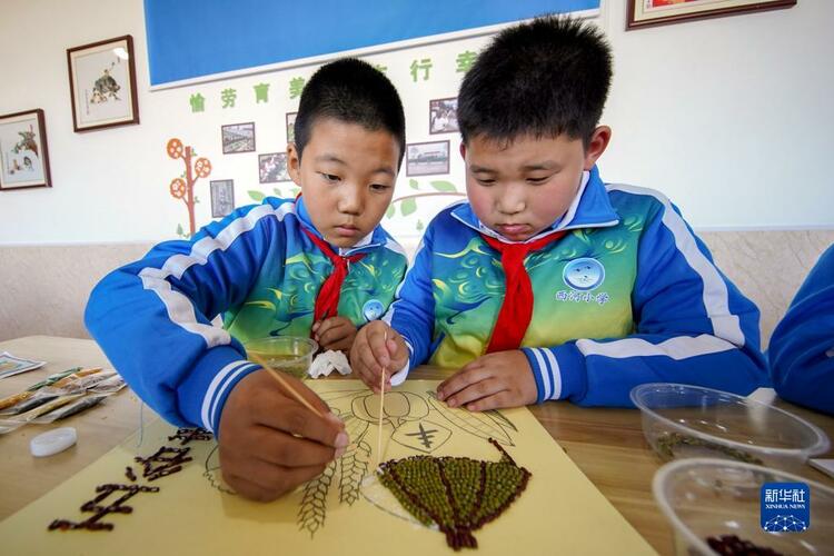 河北豐南：五穀畫進校園