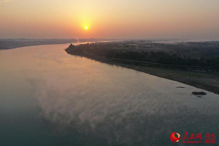 河北靈壽：秋日滹沱河美景如畫