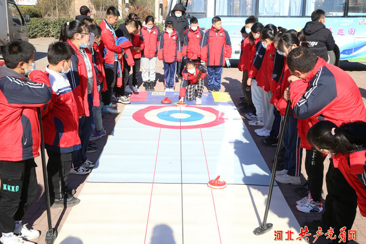 遷安市2021年冰雪運動會火炬傳遞正式啟動