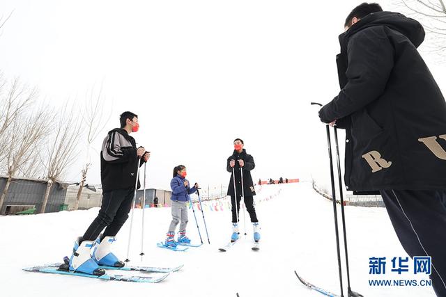 河北平鄉：農村掀起滑雪熱