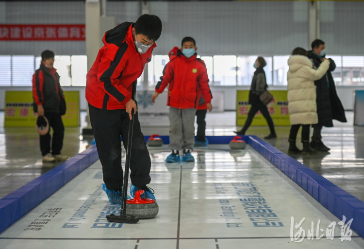 河北張家口：用心打造冰雪産業“産學研用一體化”基地