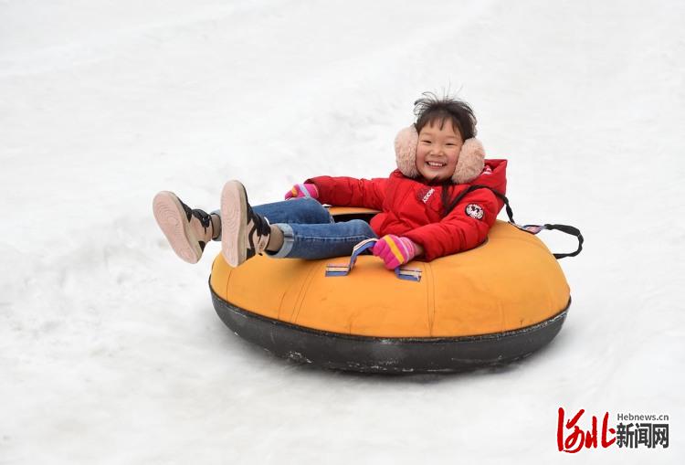 河北邢臺：暢享冰雪樂