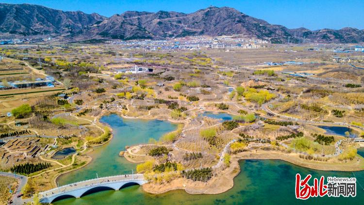 河北石家莊：湖光春色醉遊人