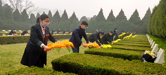 緬懷先烈綠色清明 華北軍區烈士陵園提供“五個一”代祭掃服務