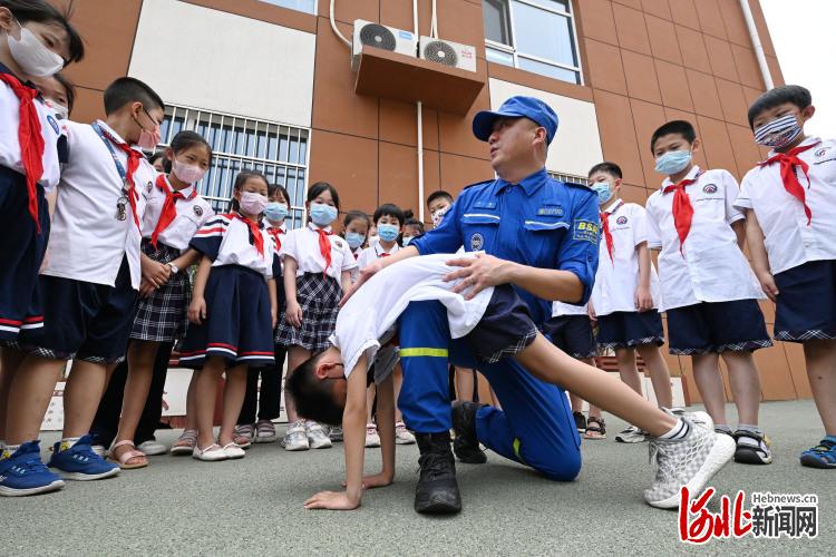 河北邯鄲邯山區：防溺水 迎暑假