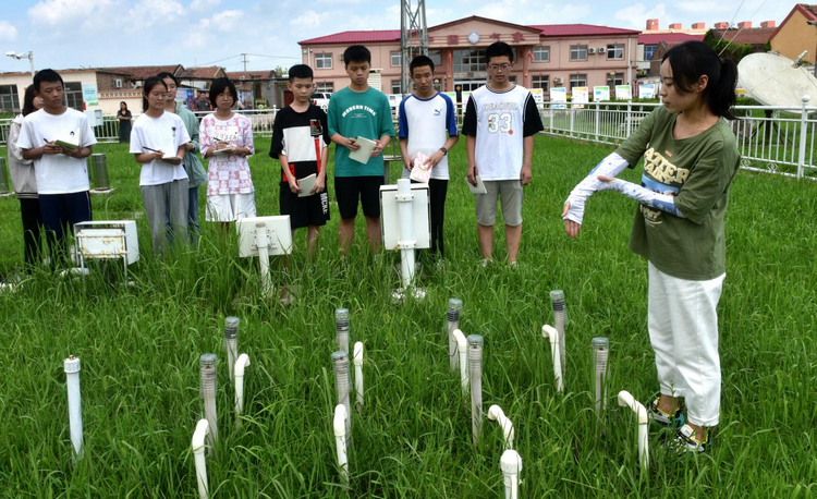 （原創）河北泊頭：氣象科普 讓未成年人安全度假_fororder_圖片1