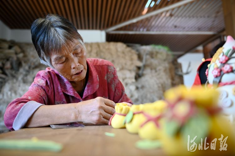 河北邯鄲：花饃技藝助增收