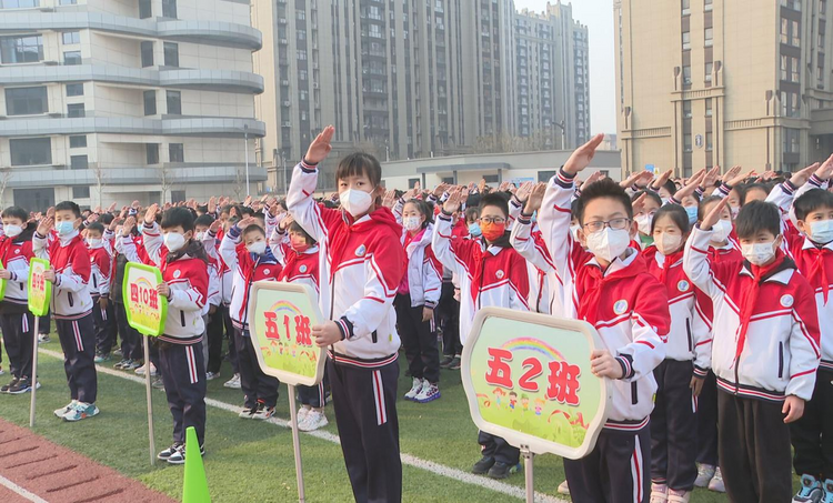 （原創）大展宏“兔”迎接新學期 石家莊市鹿泉區中小學生正式開學_fororder_圖片5