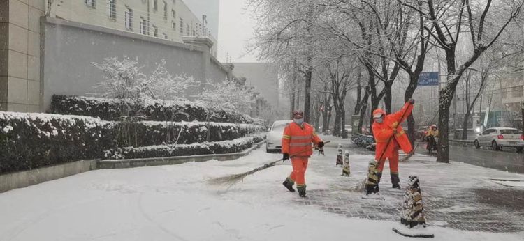 （原創）石家莊市裕華區：“以雪為令” 全力做好清雪工作_fororder_微信圖片_20230209144242