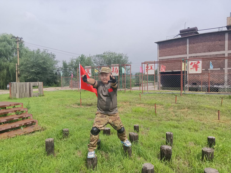 河北平泉開展紅領巾軍事夏令營活動_fororder_圖片7