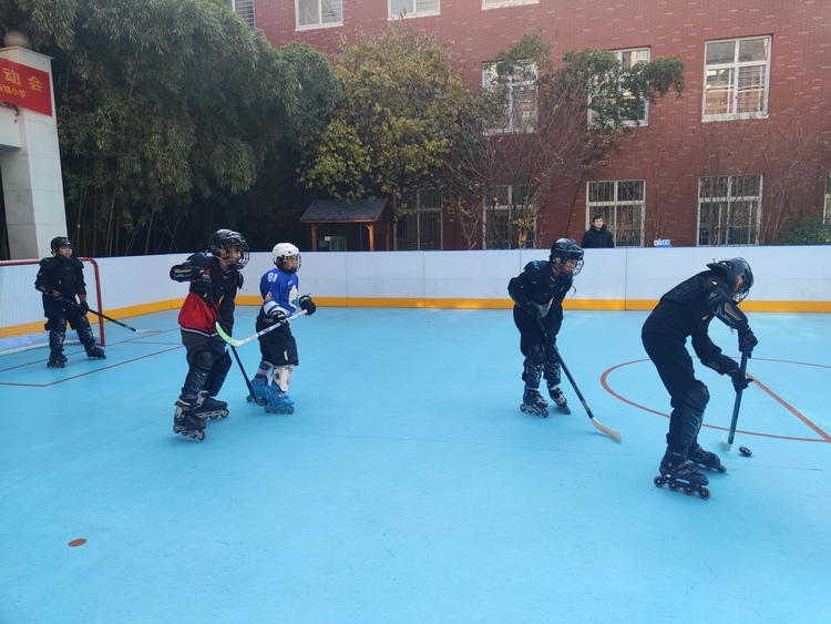 石家莊市新華區：讓冰雪運動在校園“熱”起來_fororder_微信圖片_20231208165421