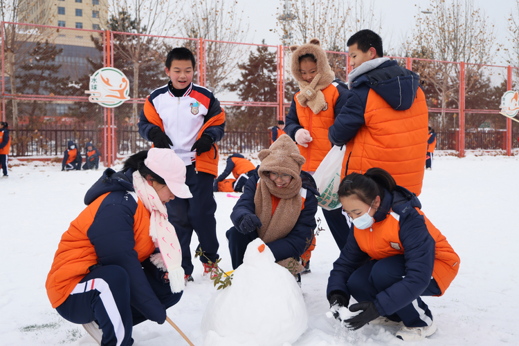 滄州市運河區：冰雪運動扮靚冬日校園_fororder_圖片3