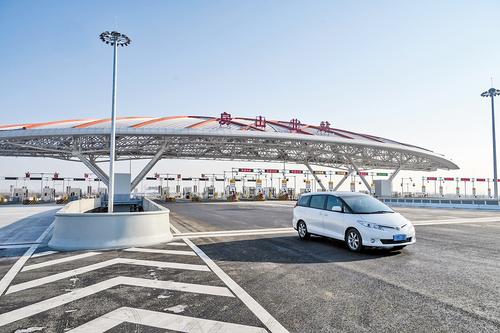 京雄高速公路全線通車 北京到雄安 開車一小時