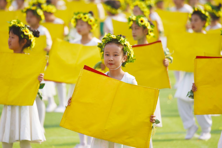 石家莊市新華區：2024年中小學生田徑運動會開幕_fororder_圖片 2