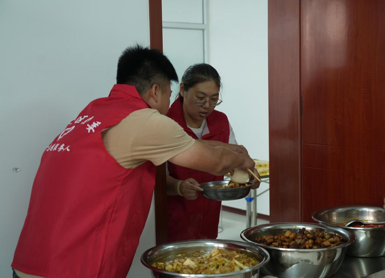 滄州市新華區：幸福院裏的孝老食堂開餐啦_fororder_圖片 3