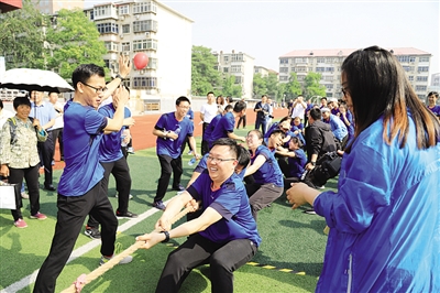 河北省人才服務中心舉辦流動黨員運動會