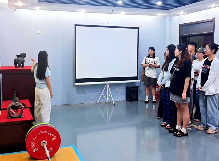 河北泊頭:從校園到鄉土 返鄉大學生以社會實踐繪就青春答卷_fororder_圖片2