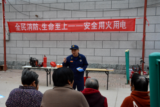 河北獻縣:消防宣傳進農村 貼近村民“嘮”安全_fororder_河北獻縣:消防宣傳進農村 貼近村民“嘮”安全468