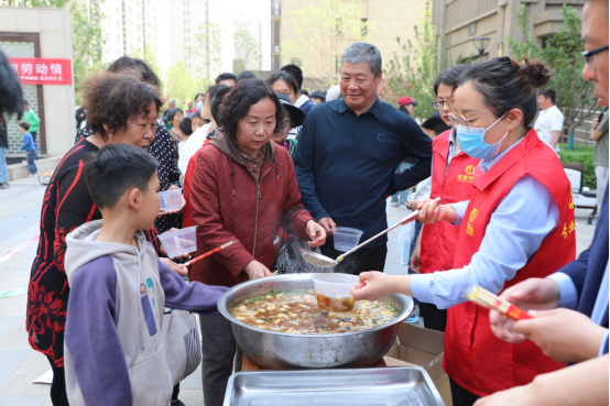 河北肅寧：百戶居民同吃一鍋飯_fororder_河北肅寧：百戶居民同吃一鍋飯358