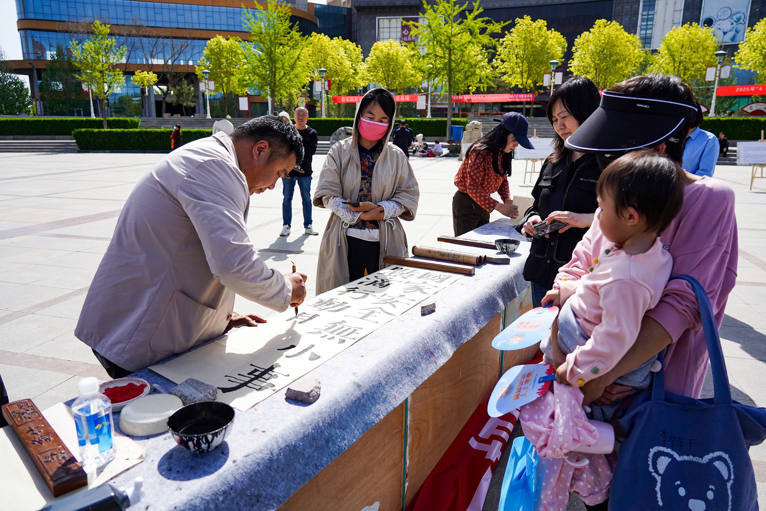 河北曲陽：開展2025年全民國家安全教育日普法宣傳活動_fororder_4
