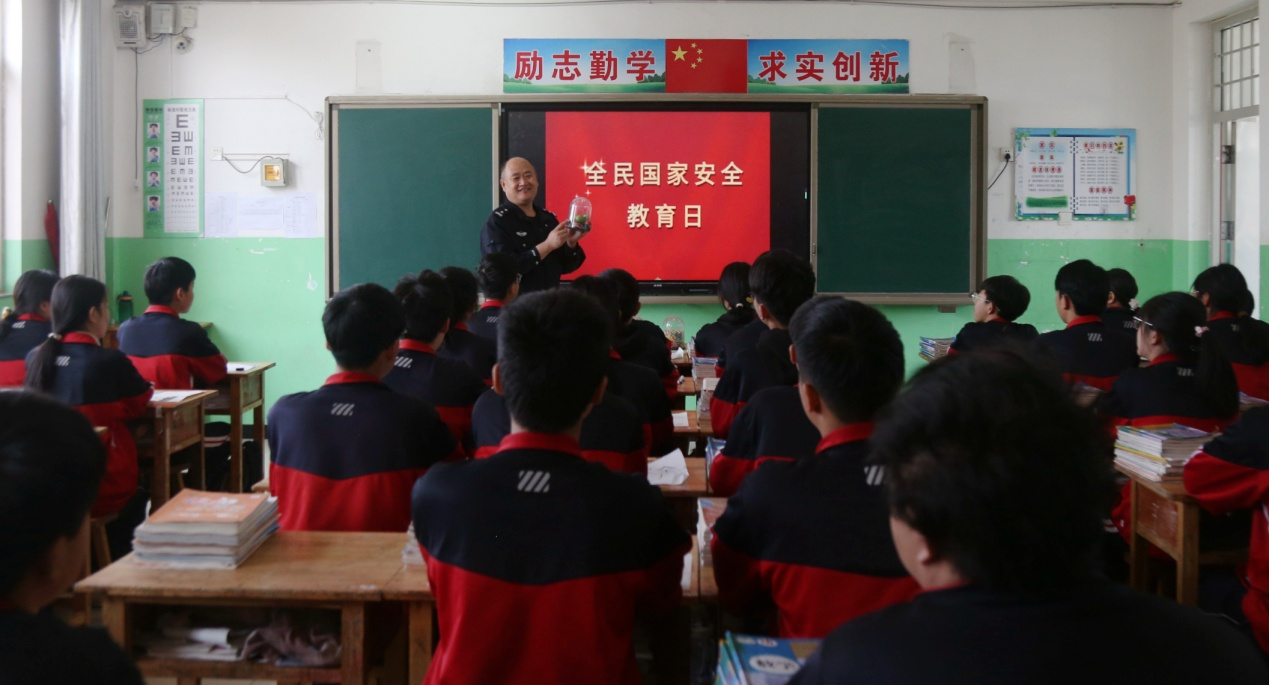 河北河間：全民國家安全教育進校園_fororder_圖片 1