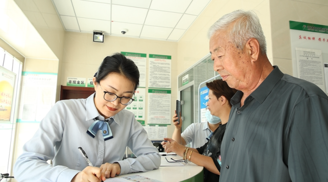河北南皮：推動社保服務“進基層 暖民心”_fororder_國際在線圖文：河北南皮：推動社保服務“進基層 暖民心”180