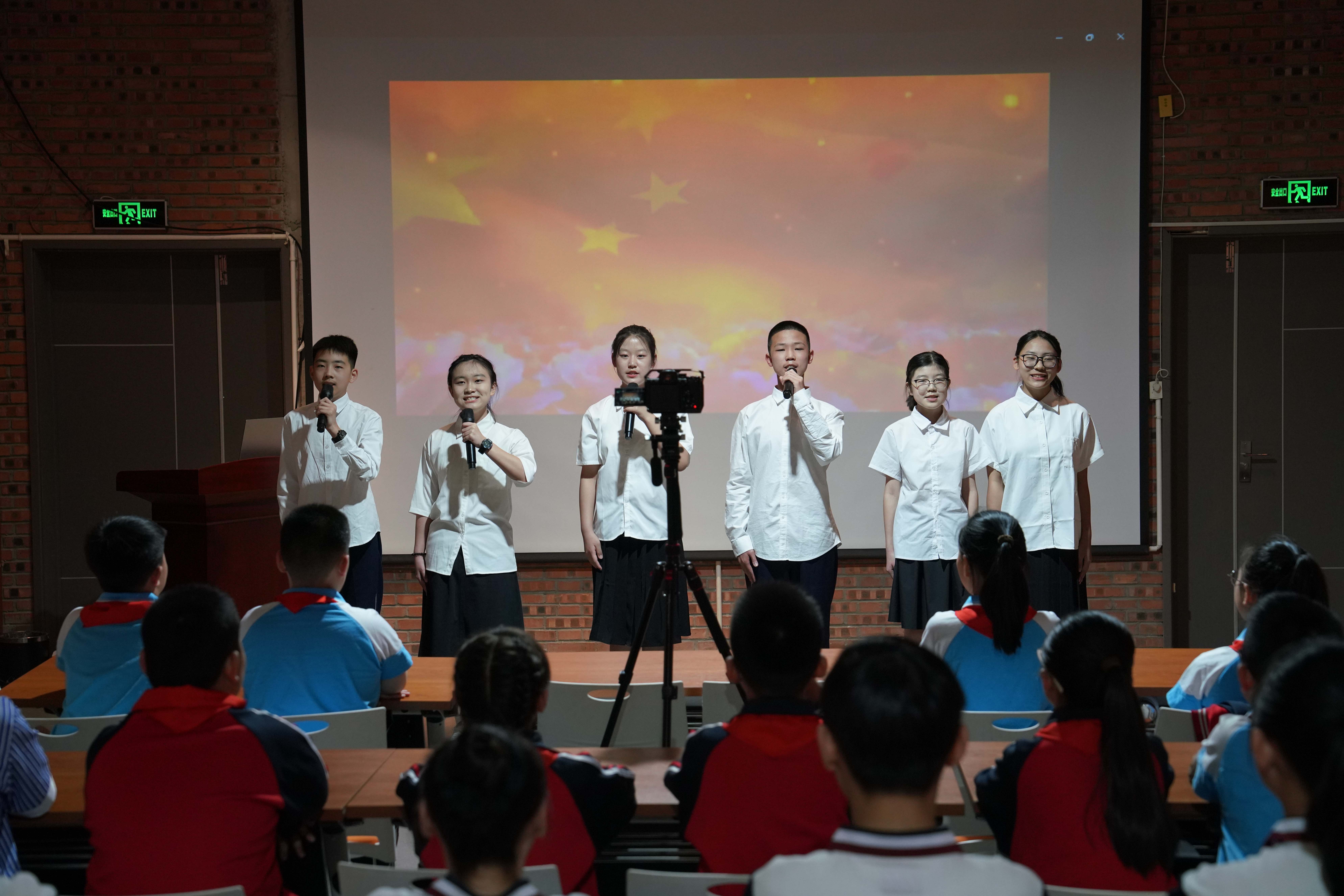 保定清苑：書香滿清苑 經典共傳承_fororder_詩朗誦《我的祖國》。攝影 王磊