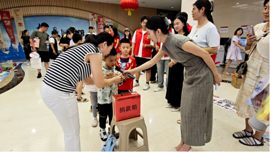 河北獻縣：愛心義賣助成長 童心築夢傳真情_fororder_河北獻縣：愛心義賣助成長 童心築夢傳真情(1)398