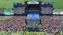 2025石家莊草莓音樂節火爆開唱