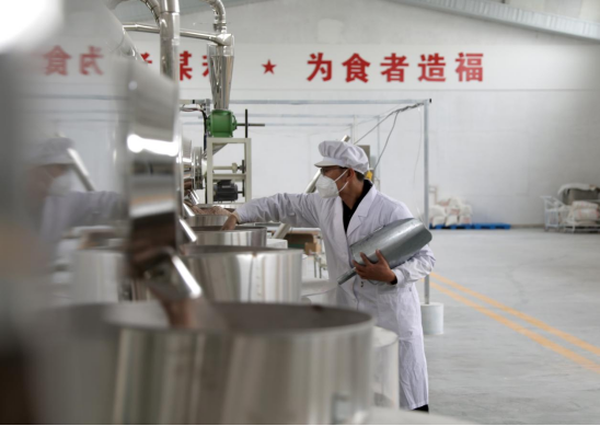古法新磨出好粉 河北肅寧益源合作社讓“黑色金礦”變身健康美味_fororder_古法新磨出好粉 河北肅寧益源合作社讓“黑色金礦”變身健康美味464