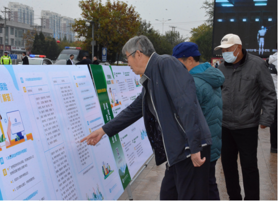 河北獻縣:社保服務進萬家 惠民政策零距離_fororder_河北獻縣:社保服務進萬家 惠民政策零距離464